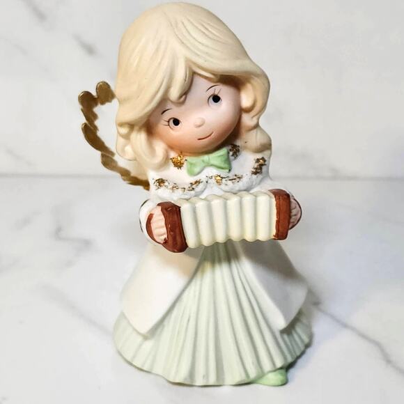 Vintage Trio Homeco Musical Christmas Angels - Hand Painted Porcelain Figurines - Picture 4 of 8